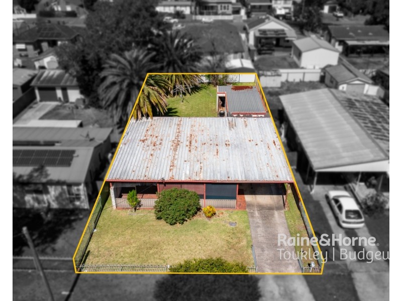 22 Noela Place, Budgewoi NSW 2262