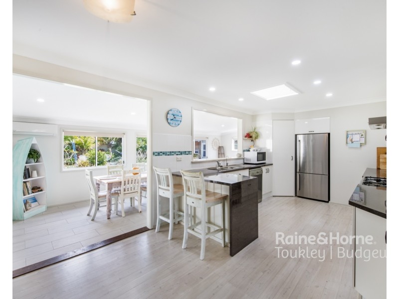 48 Maxwell Avenue, Gorokan NSW 2263