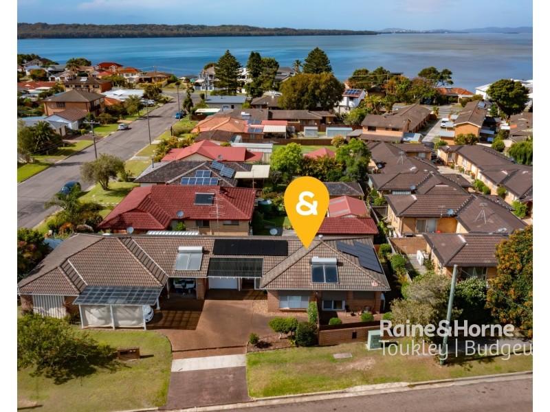 2/14 Anchor Avenue, Toukley NSW 2263