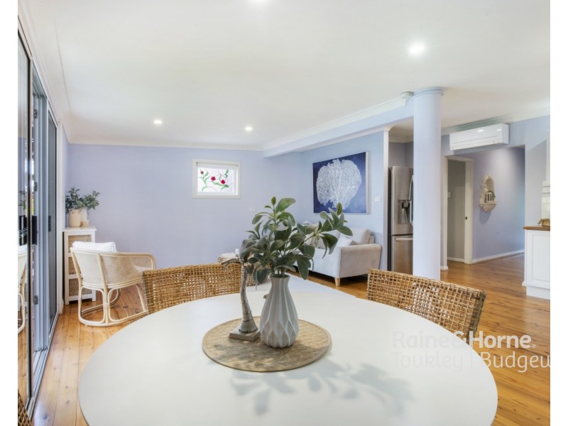 21 Seventh Avenue, Toukley NSW 2263