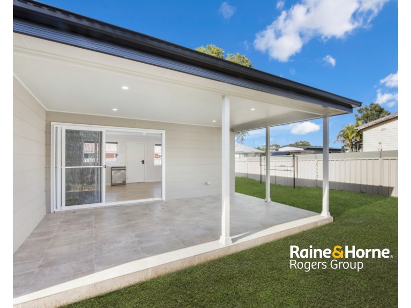 38A Crossingham St, Canton Beach NSW 2263