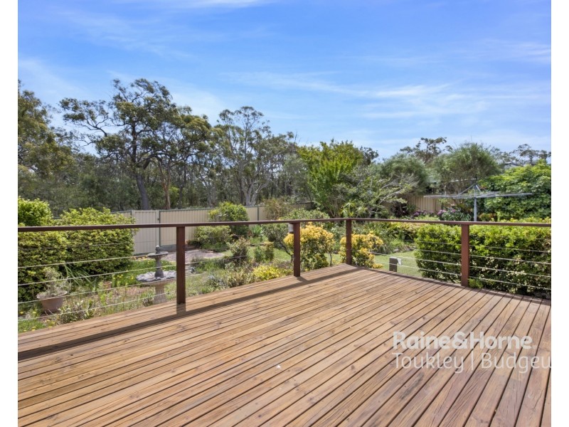 20 Carmel Avenue, Halekulani NSW 2262