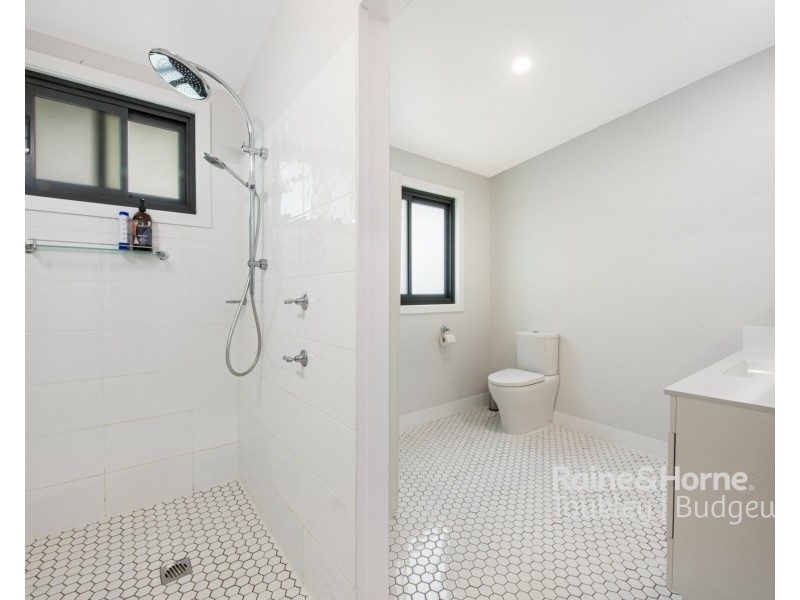 43 Ivy Avenue, Chain Valley Bay NSW 2259