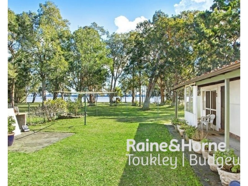 54 Leonard Avenue, Toukley NSW 2263