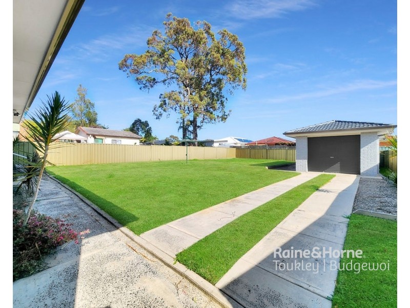 20 Phyllis Avenue, Kanwal NSW 2259