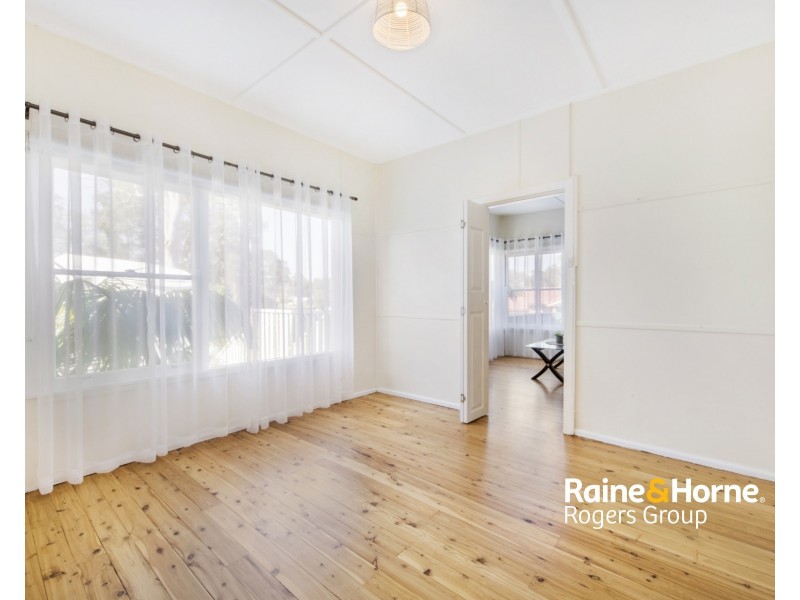 53 Buff Point Avenue, Buff Point NSW 2262