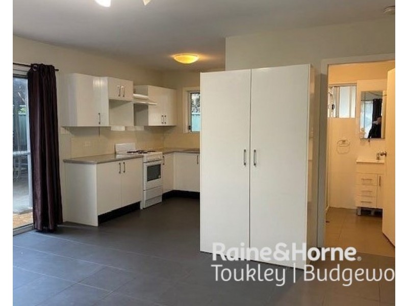 3/115 Vales Road, Mannering Park NSW 2259