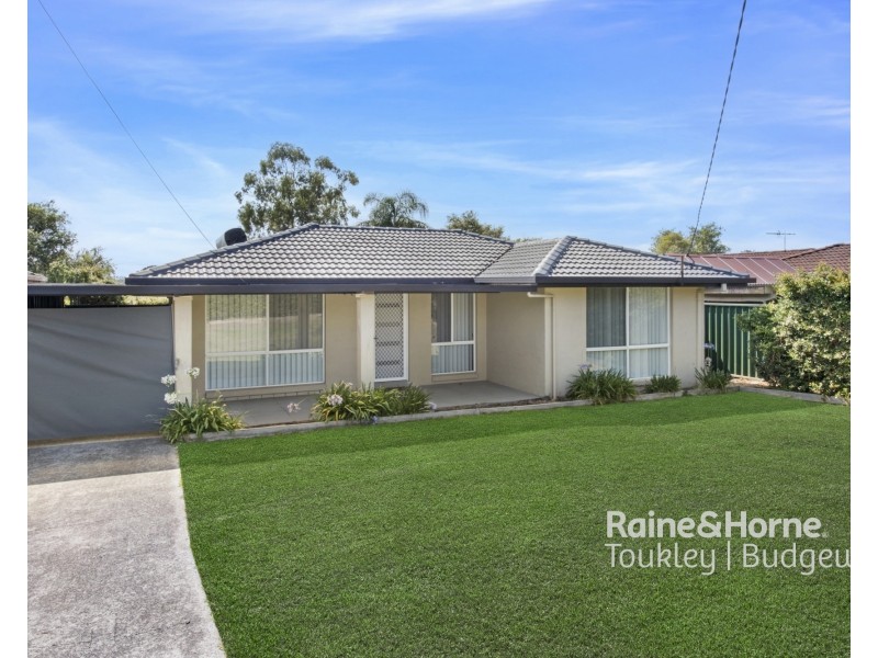 17 Gorokan Drive, Lake Haven NSW 2263
