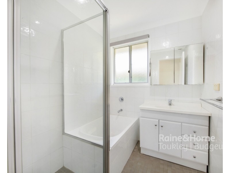 17 Gorokan Drive, Lake Haven NSW 2263