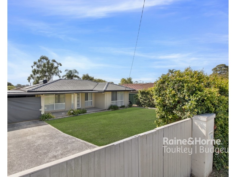 17 Gorokan Drive, Lake Haven NSW 2263