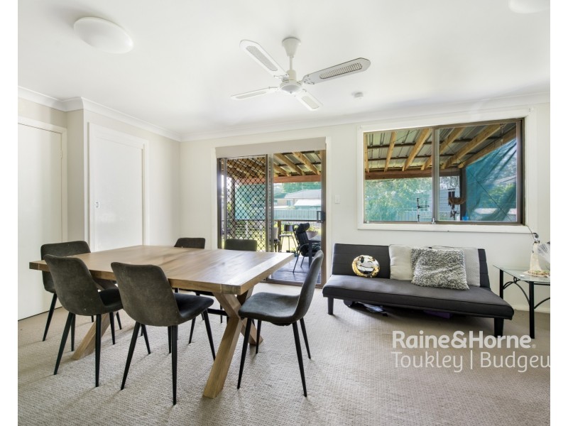 3 St James Avenue, Berkeley Vale NSW 2261