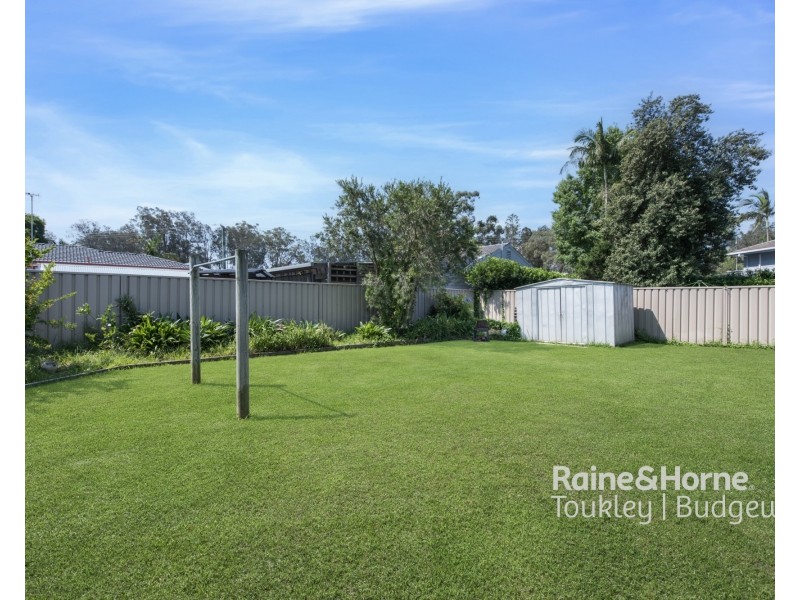 3 St James Avenue, Berkeley Vale NSW 2261