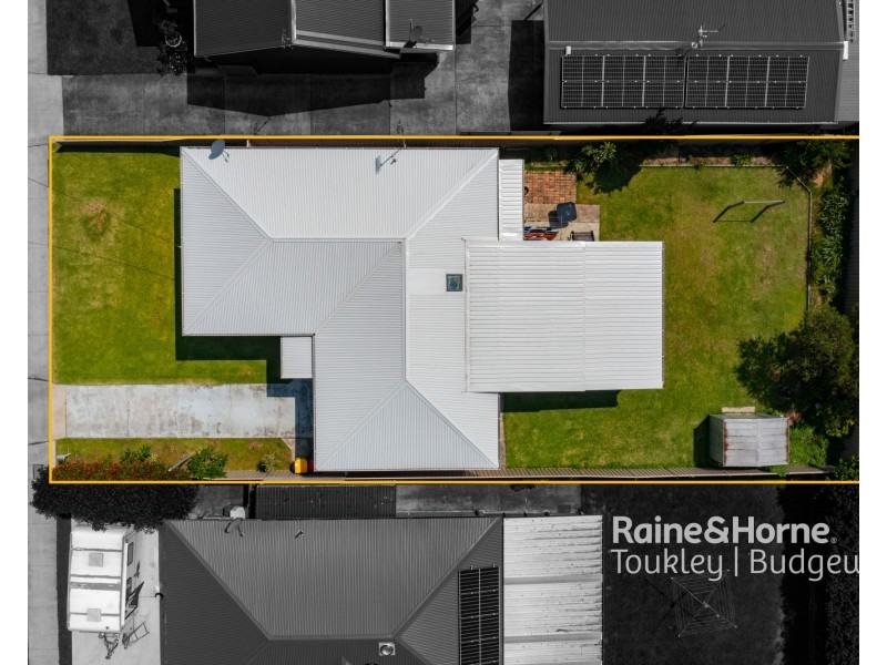 3 St James Avenue, Berkeley Vale NSW 2261