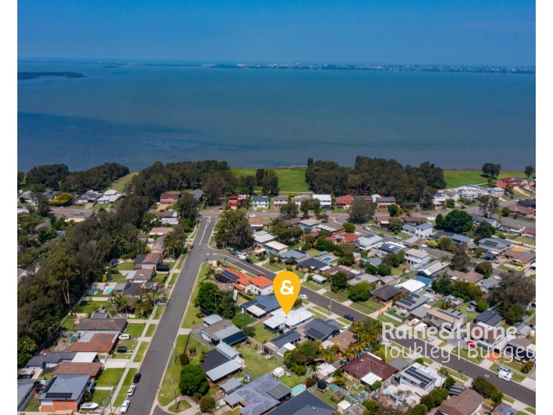 3 St James Avenue, Berkeley Vale NSW 2261