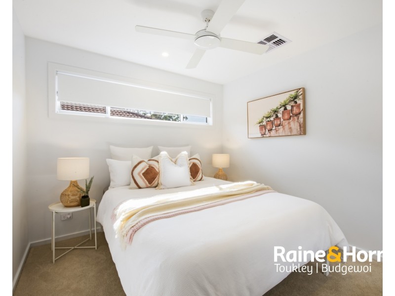 7b Courigal St, Lake Haven NSW 2263