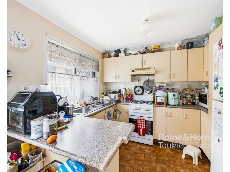 47 Delia Avenue, Budgewoi NSW 2262