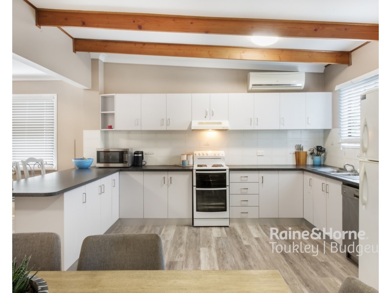 8 Goorama Avenue, San Remo NSW 2262