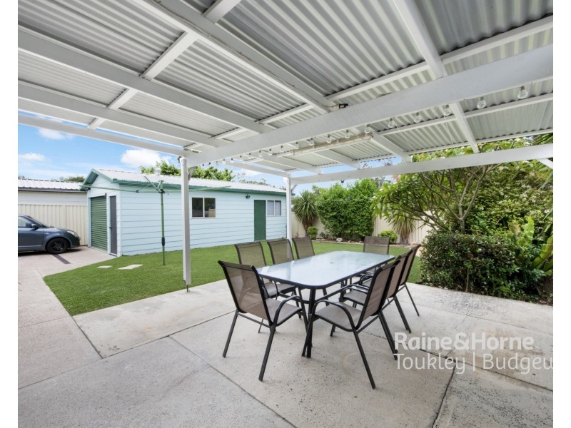 8 Goorama Avenue, San Remo NSW 2262