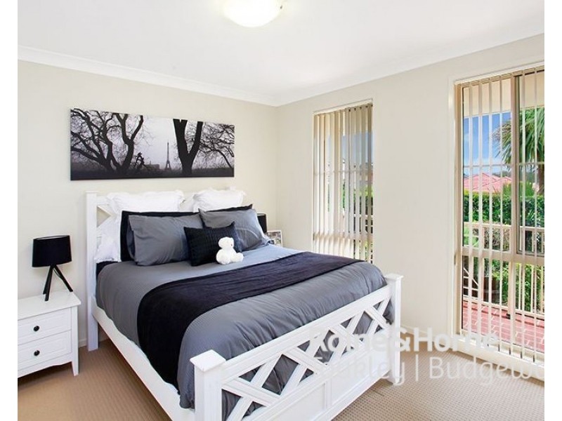 6 Vulcan Place, Hamlyn Terrace NSW 2259