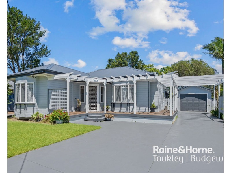 6 Marathon Street, Wyong NSW 2259