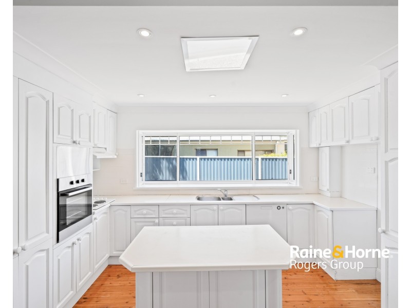 6 Marathon Street, Wyong NSW 2259