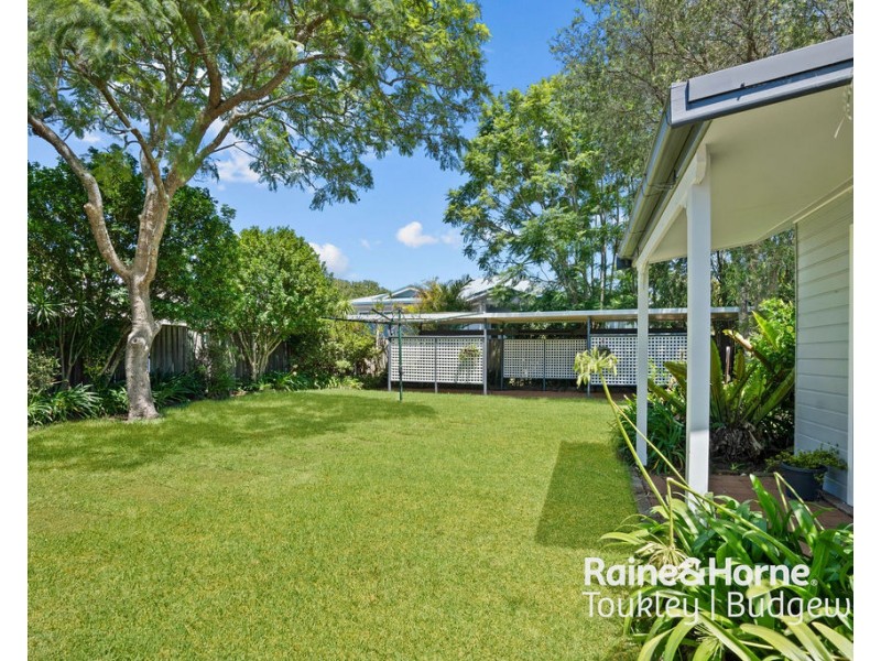 6 Marathon Street, Wyong NSW 2259