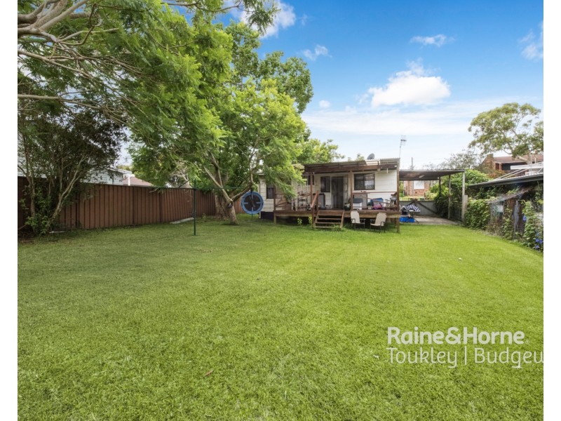 34 Laelana Avenue, Budgewoi NSW 2262