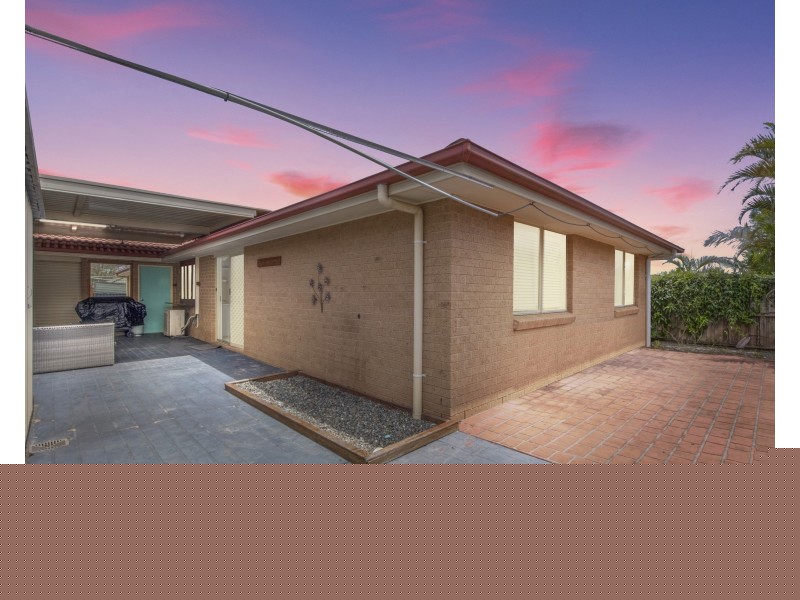 30 Manchurian Way, Wadalba NSW 2259