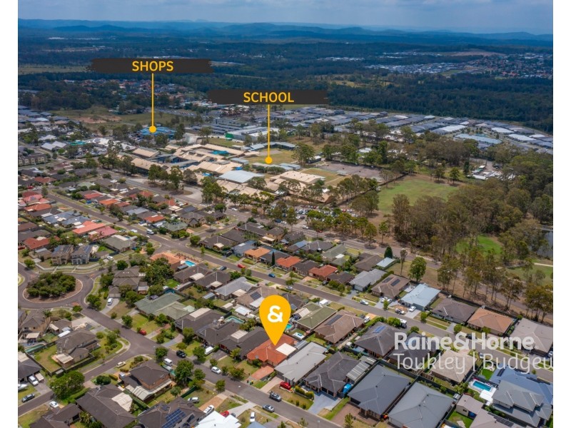 30 Manchurian Way, Wadalba NSW 2259