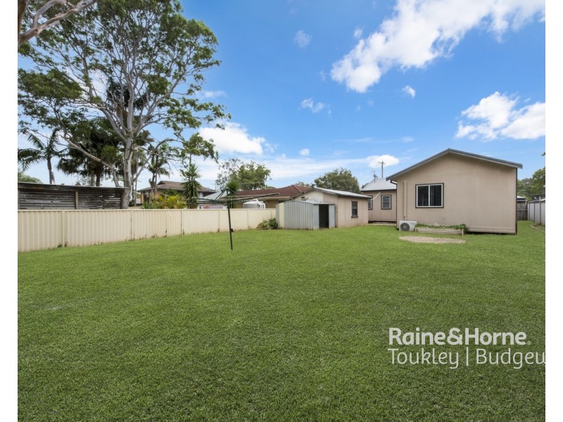 19 Wall Road, Gorokan NSW 2263
