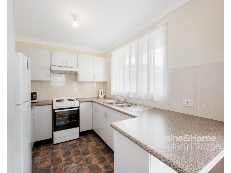 2/87 Woolana Avenue, Halekulani NSW 2262