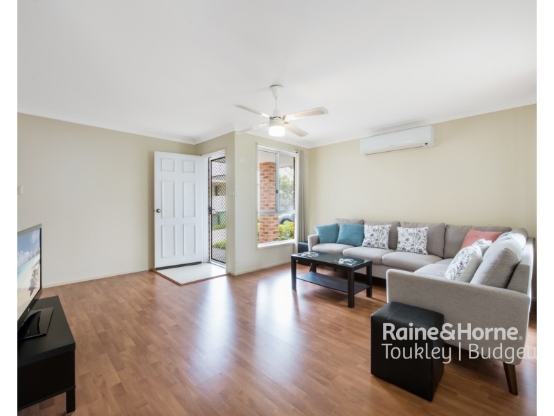 2/87 Woolana Avenue, Halekulani NSW 2262