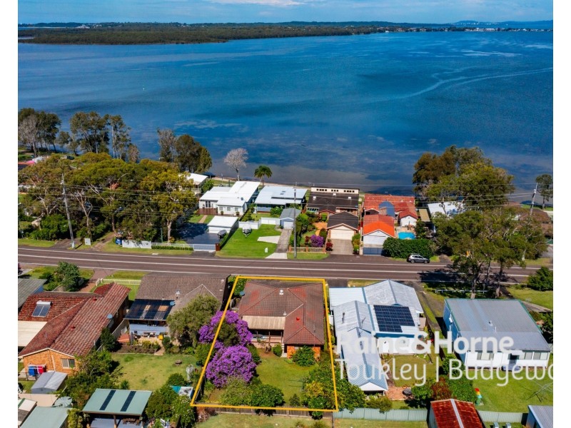133 Scenic Drive, Budgewoi NSW 2262