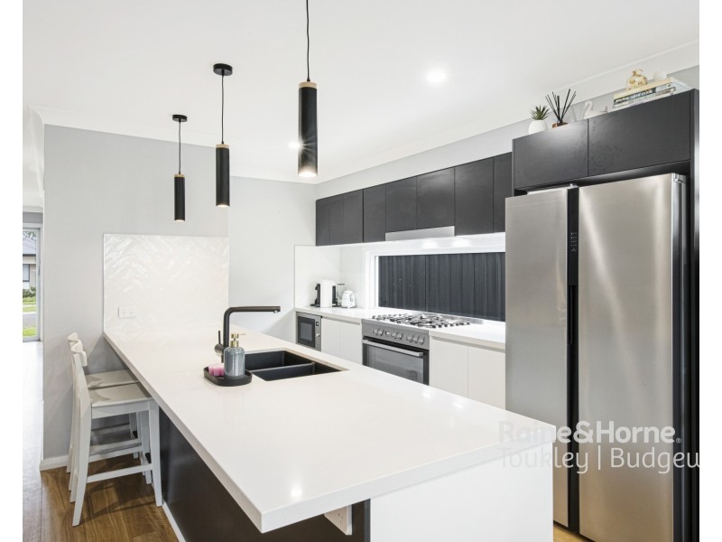 14 Bateup Drive, Hamlyn Terrace NSW 2259