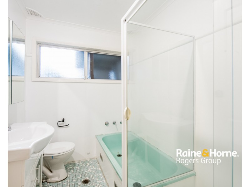 21 Woodland Parkway, Buff Point NSW 2262