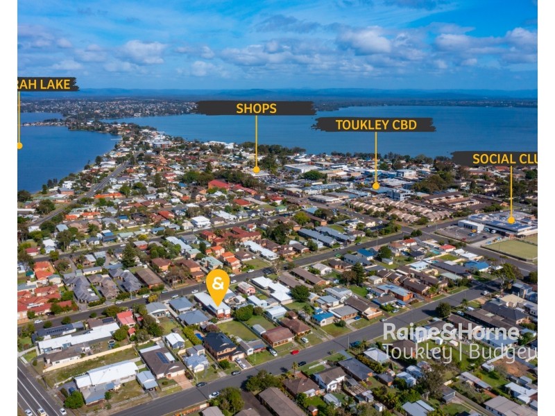 4/7 Holmes Avenue, Toukley NSW 2263