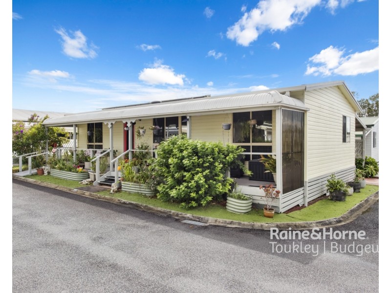 76/25 Mulloway Road, Chain Valley Bay NSW 2259