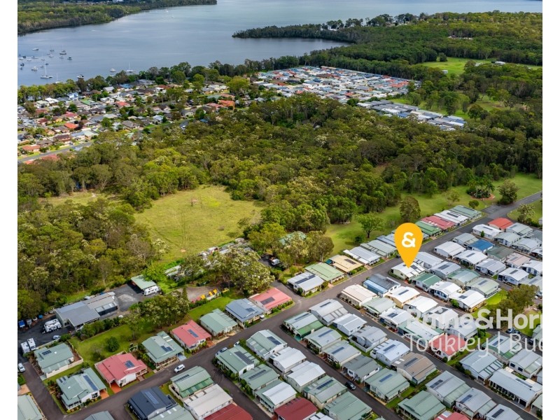 76/25 Mulloway Road, Chain Valley Bay NSW 2259