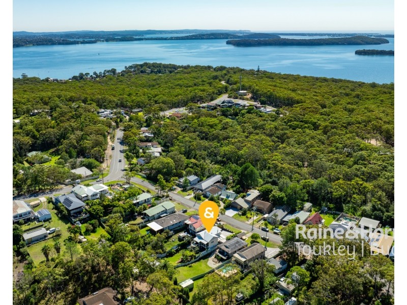 12 Hillcrest Road, Mirrabooka NSW 2264