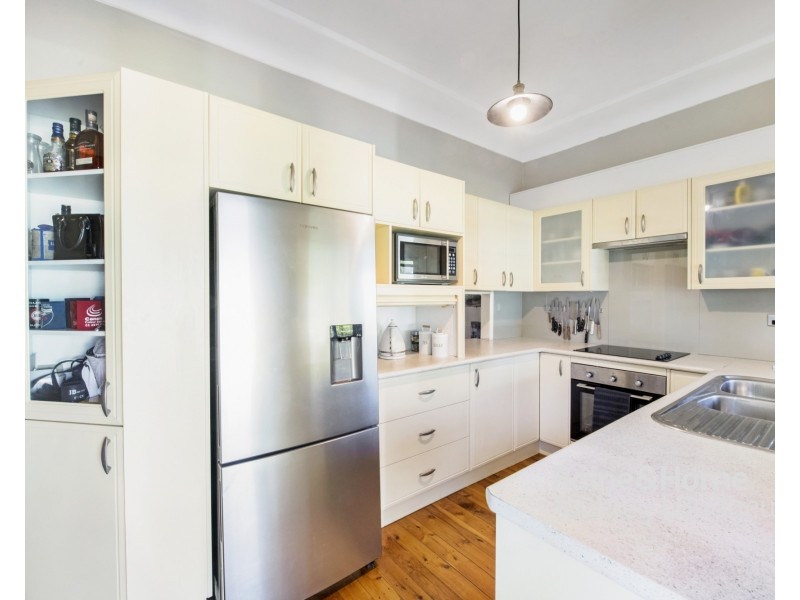 12 Hillcrest Road, Mirrabooka NSW 2264