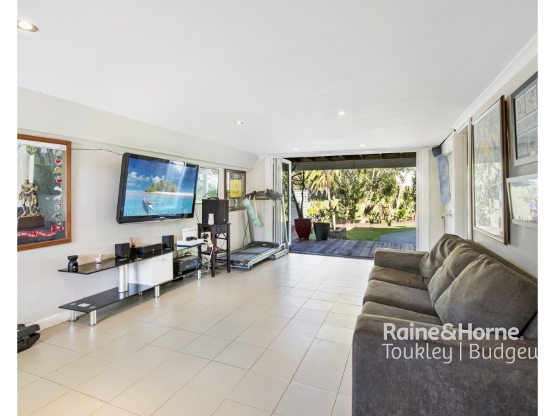 12 Hillcrest Road, Mirrabooka NSW 2264