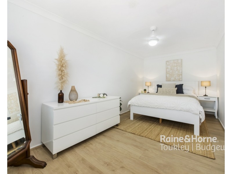 9 Tarwarri Road, Summerland Point NSW 2259