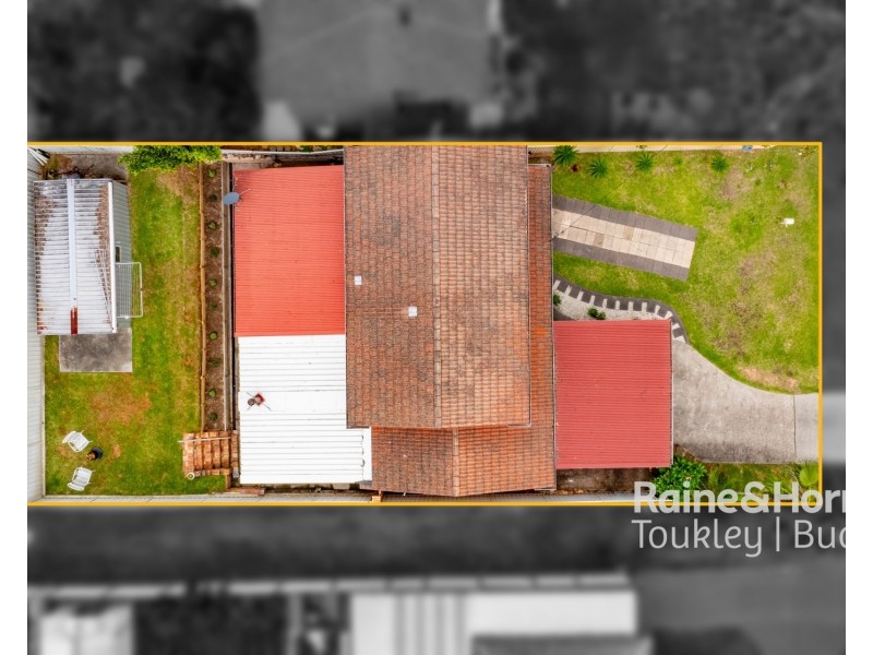 9 Tarwarri Road, Summerland Point NSW 2259