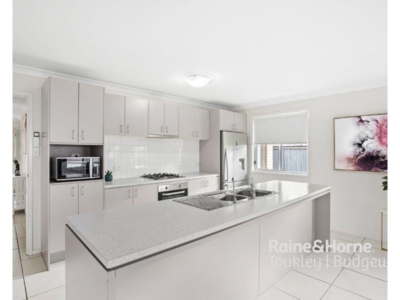 61 Settlement Drive, Wadalba NSW 2259