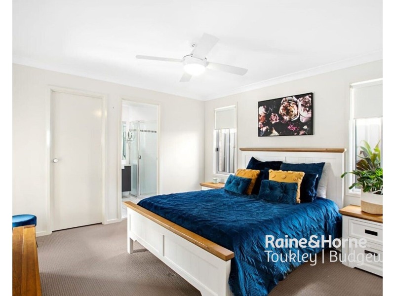 61 Settlement Drive, Wadalba NSW 2259