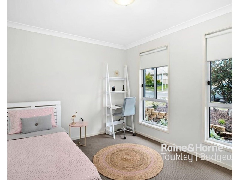 61 Settlement Drive, Wadalba NSW 2259