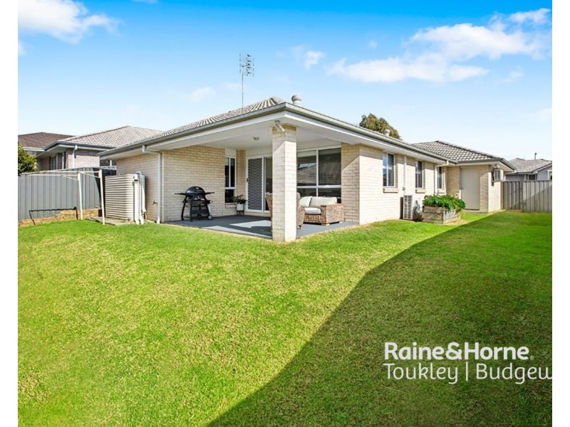 61 Settlement Drive, Wadalba NSW 2259