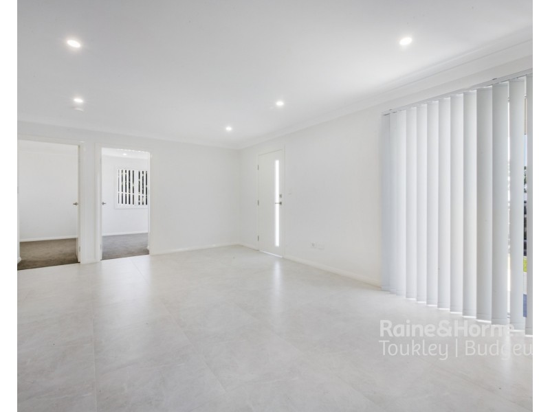 13A Hartog Avenue, Lake Munmorah NSW 2259
