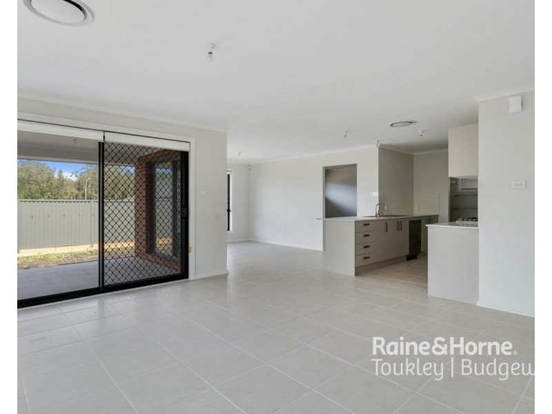 34 Columbus Street, Hamlyn Terrace NSW 2259