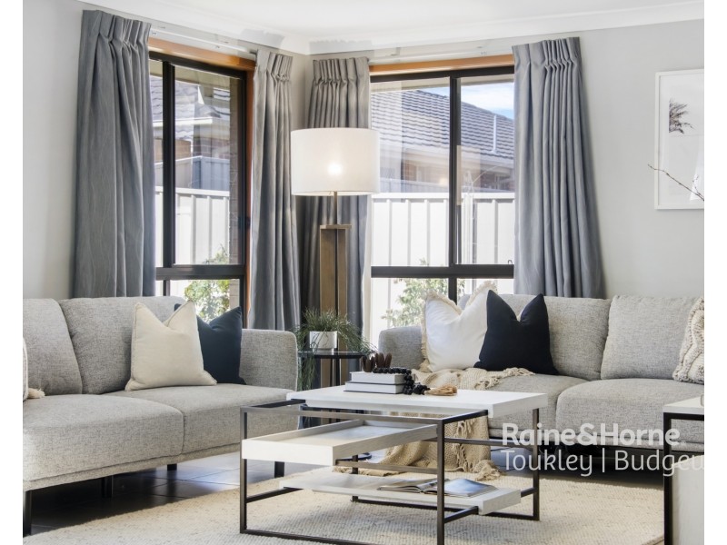 18 Capri Close, Woongarrah NSW 2259